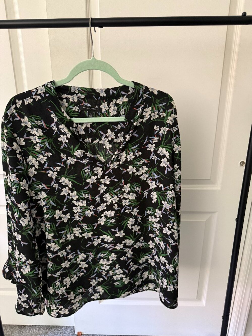 Banana Republic Floral Long Sleeve Blouse XL